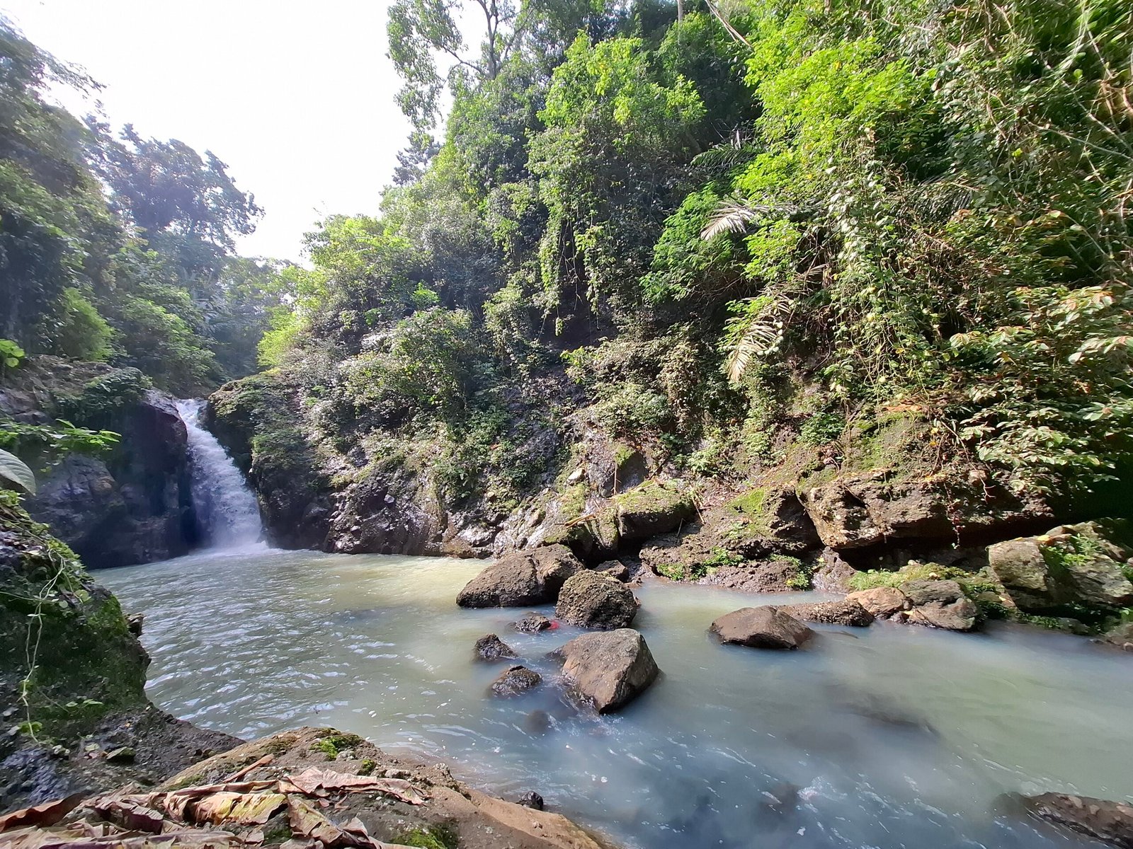 Dijual tanah view air terjun dan los sungai berbatu murah