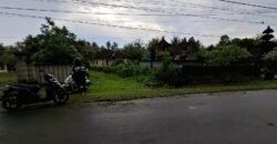 Tanah kebun los pantai tempat bermain surfing di jembrana